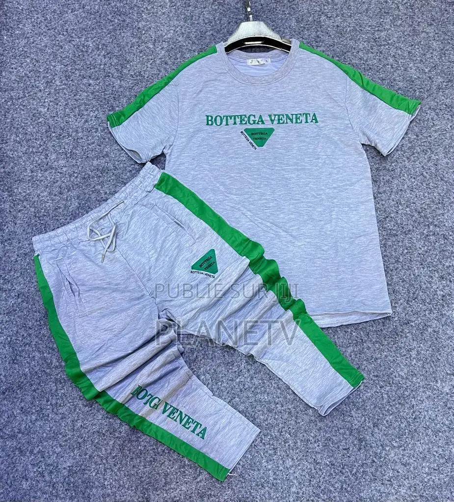 Ensemble Très Jolie Disponible Kb