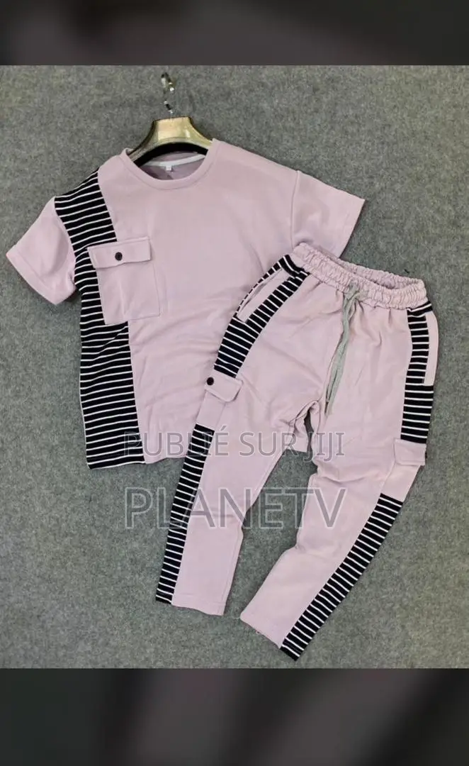 Ensemble Très Jolie Disponible Kb