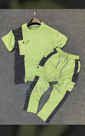 Ensemble Très Jolie Disponible Kb