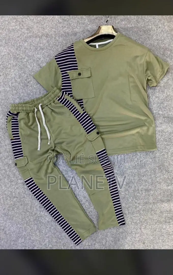 Ensemble Très Jolie Disponible Kb