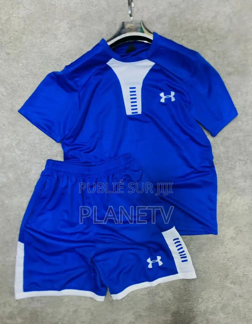 Ensemble Très Jolie Disponible Kb