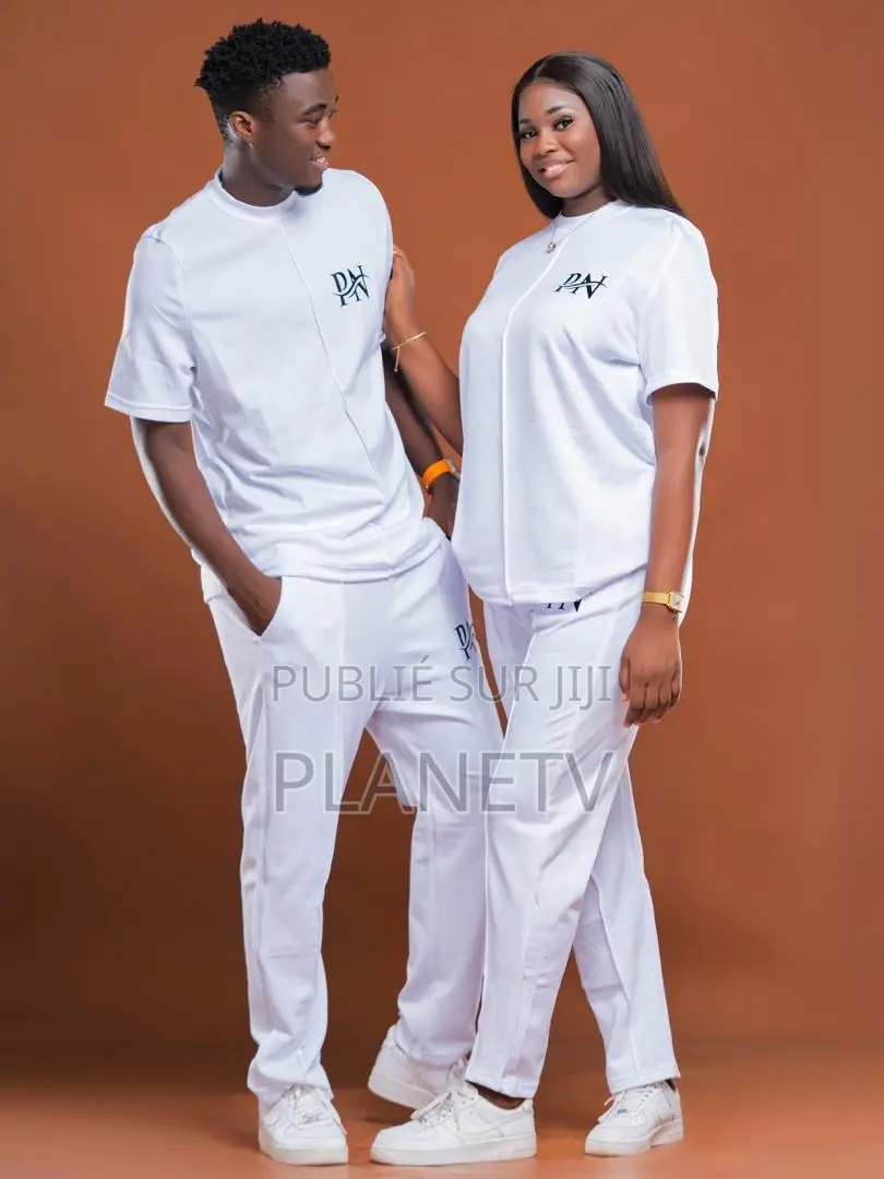 Ensemble Très Jolie Disponible Ab