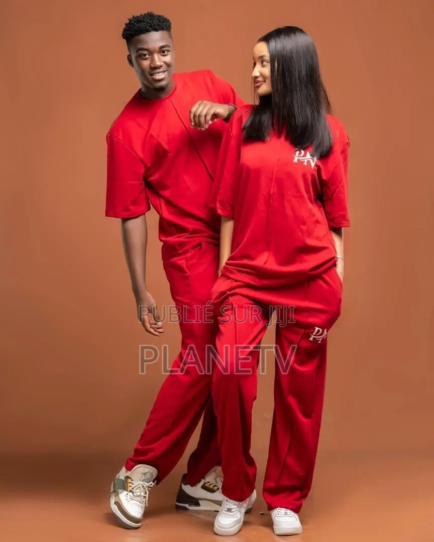 Ensemble Très Jolie Disponible Ab