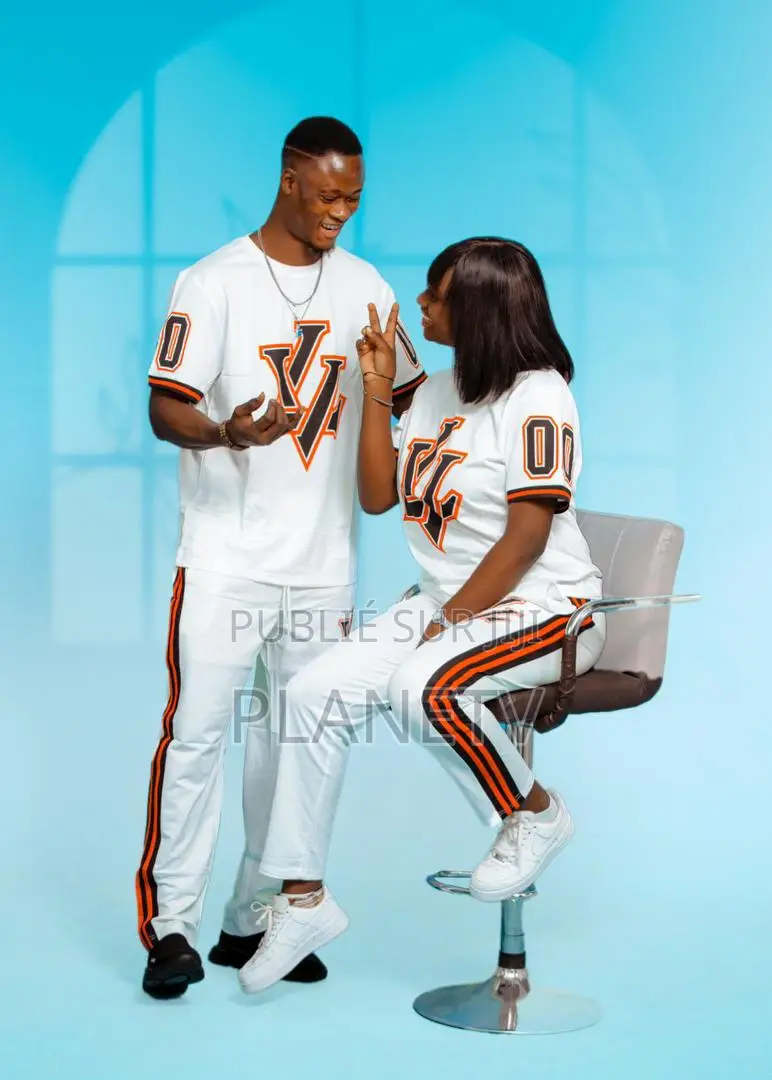 Ensemble Très Jolie Disponible MSPLF