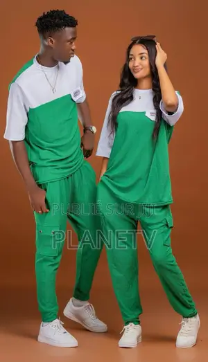 Photo - Ensemble Très Jolie Disponible Ab