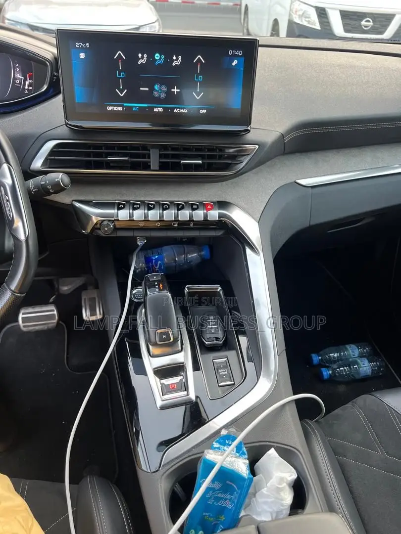 PEUGEOT 3008 2022 Blanc