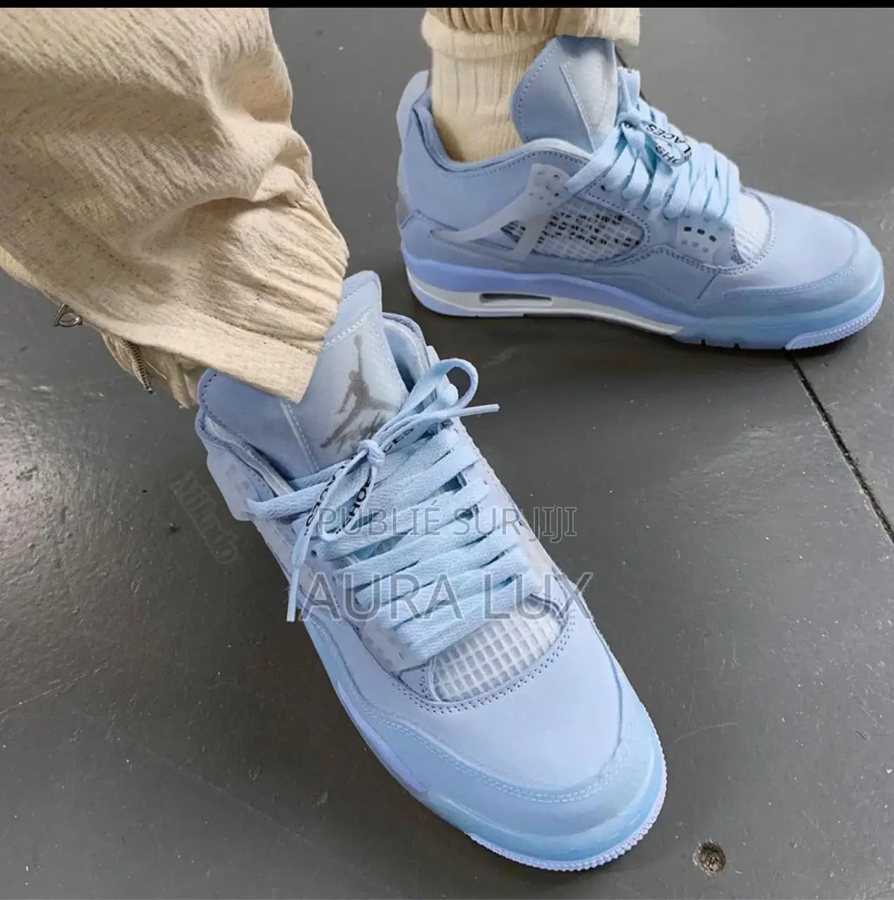 Original Air Jordan 4 Retour Disponible