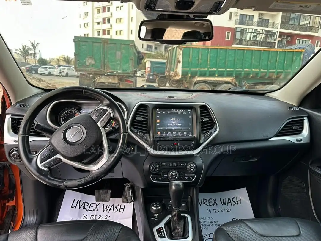 Jeep Cherokee 2016 Orange