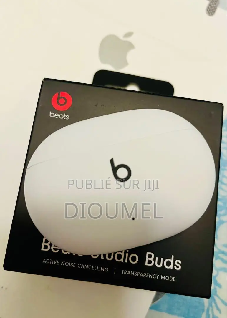 Beats Studio Buds White