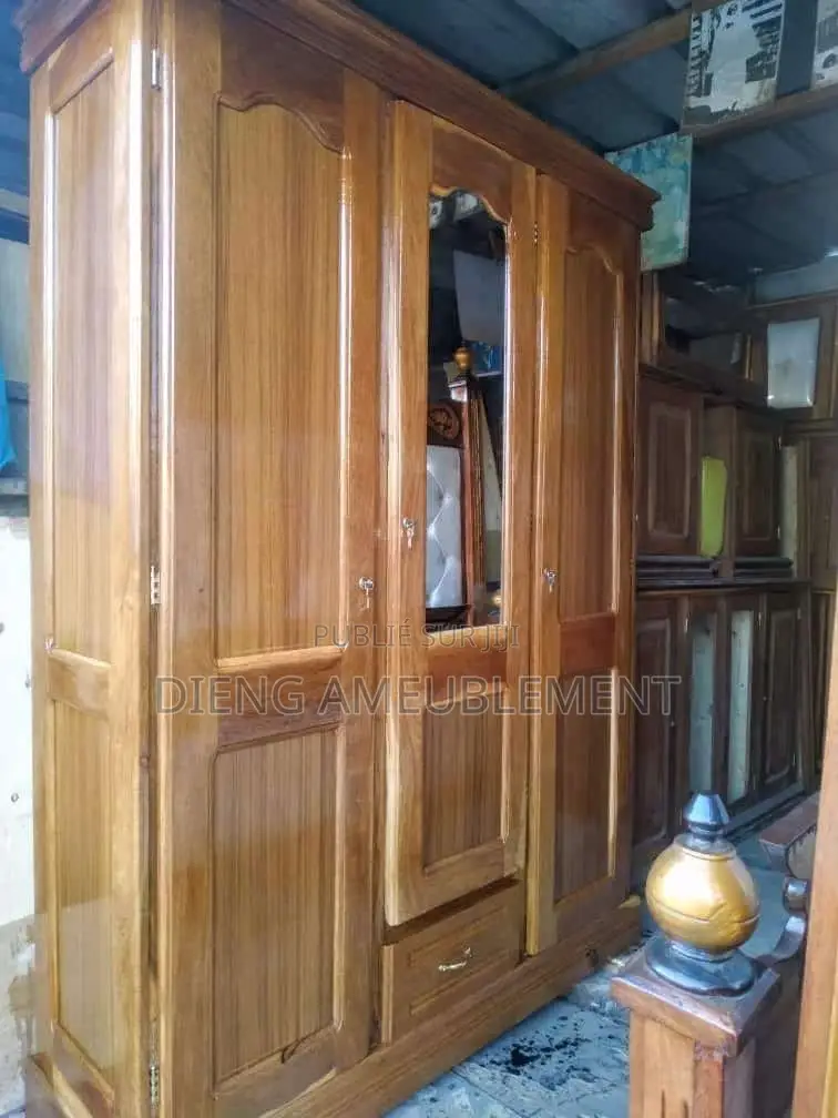 Armoire 3 Battants Bois