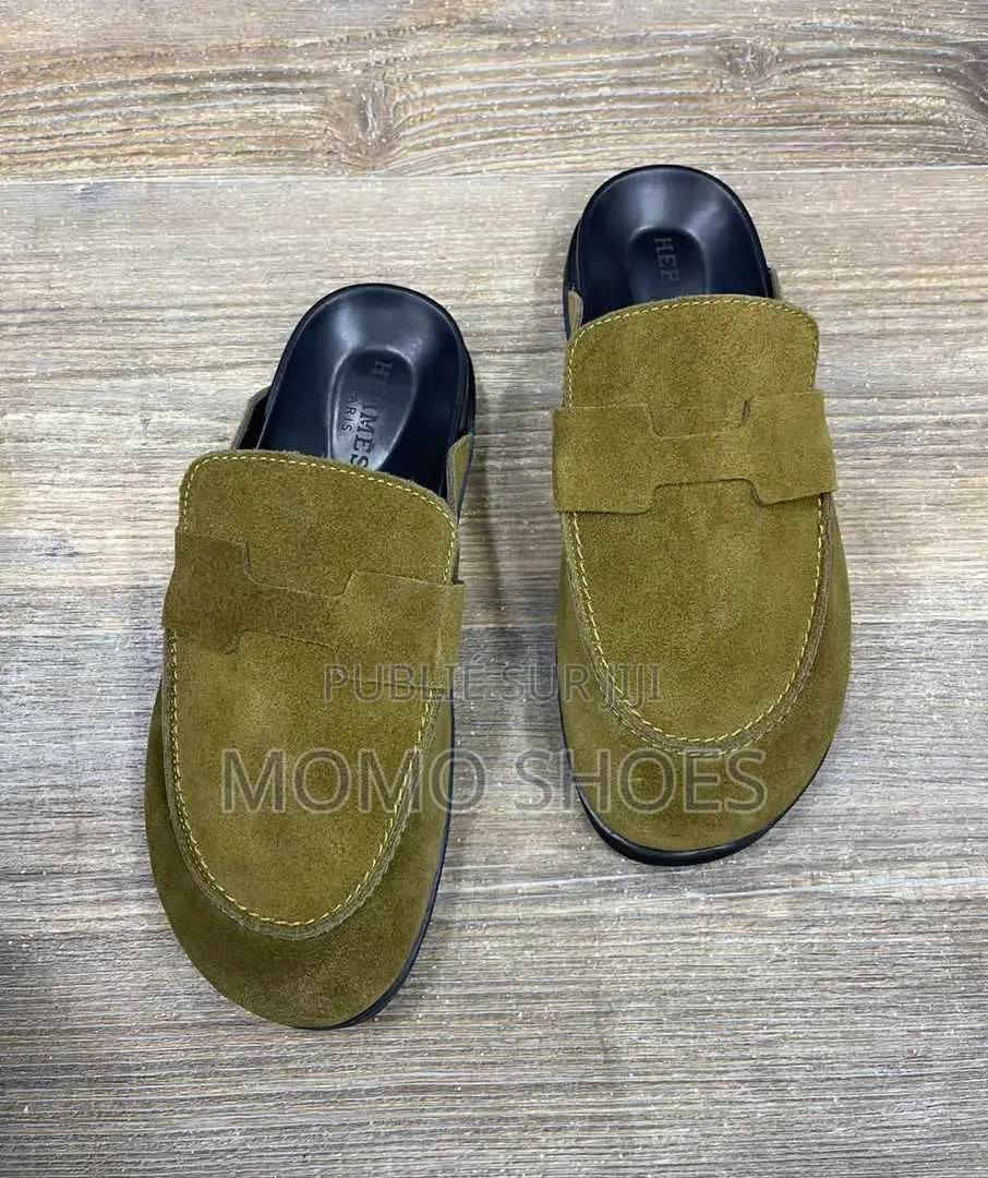 Des Chaussures De Qualités