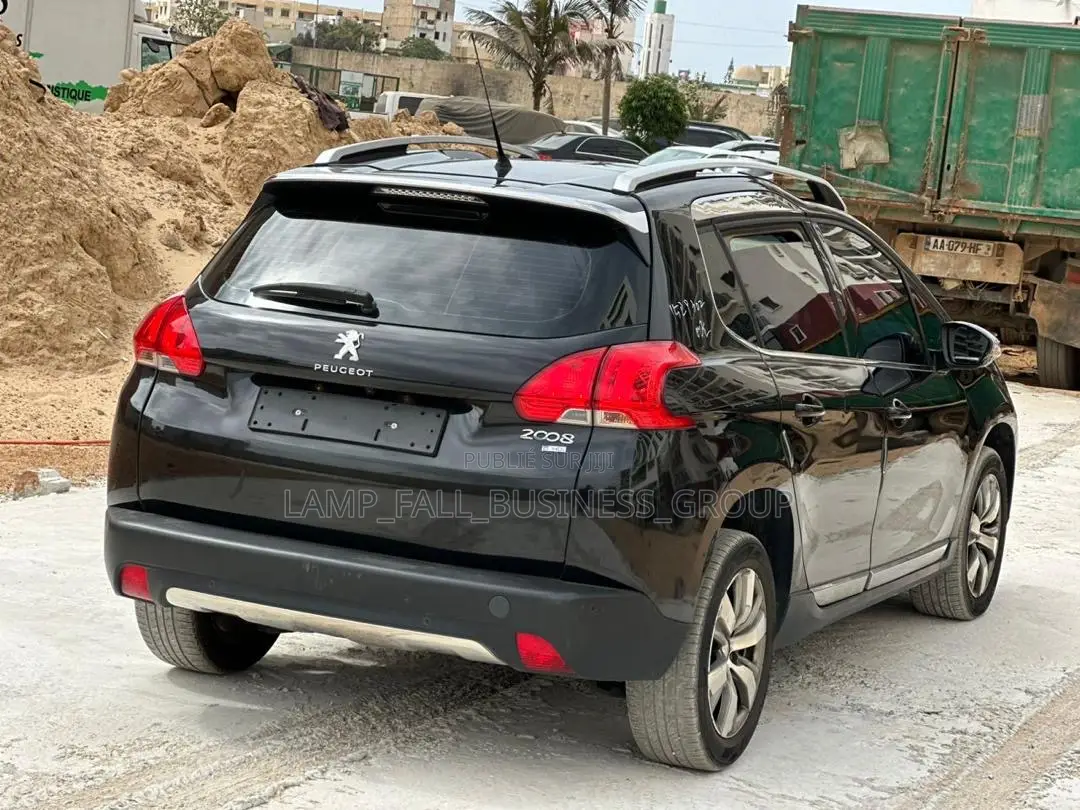 PEUGEOT 2008 2016 Noir