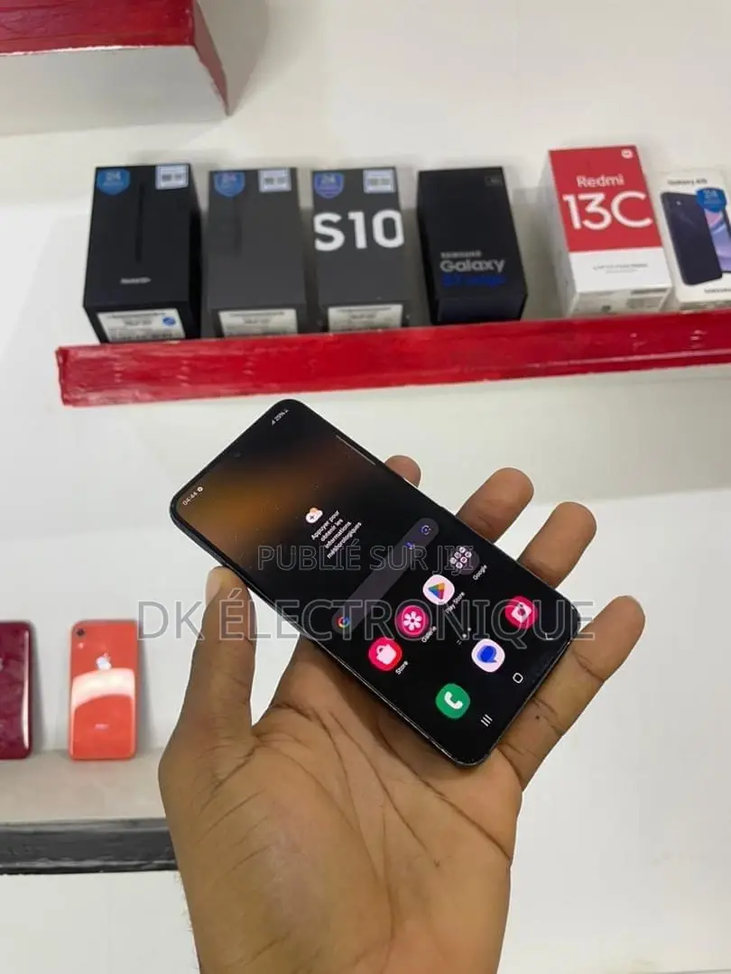 Samsung Galaxy S22 5G 128 GB Noir