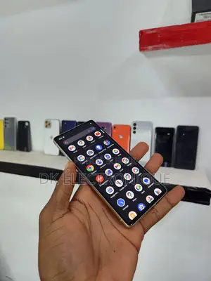 Google Pixel 7 128 GB Doré