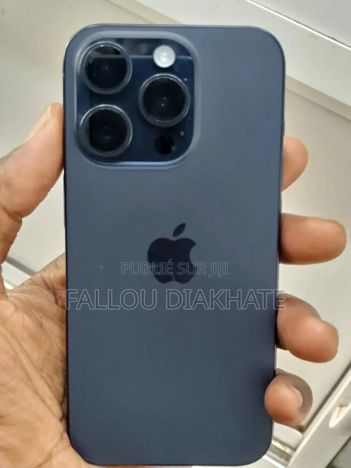 New Apple iPhone 15 Pro 256 GB Blue