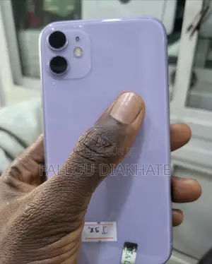 New Apple iPhone 11 128 GB Autre