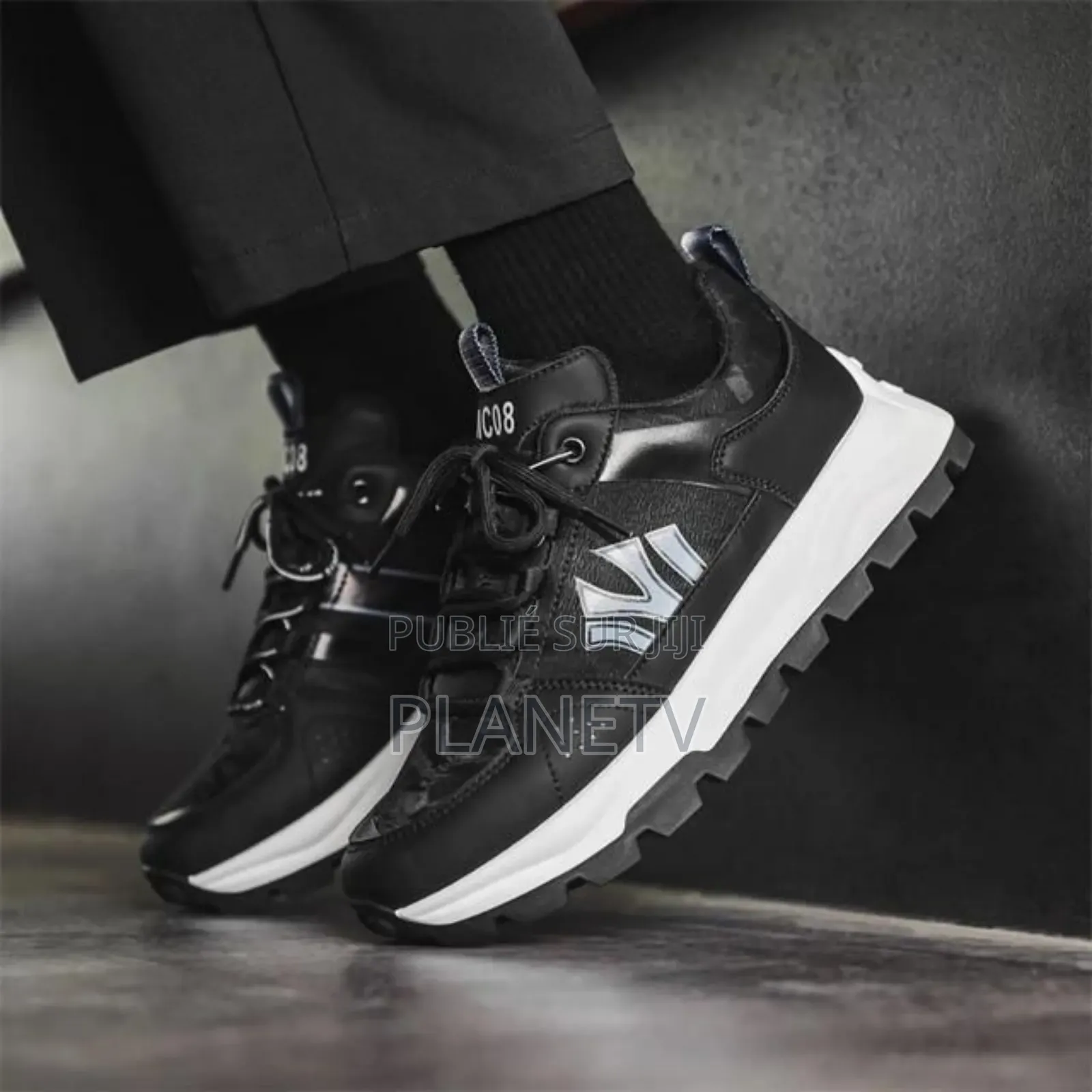 Chaussures Très Jolie Disponible Ss