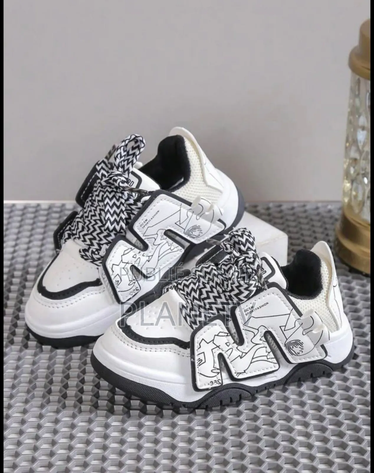 Chaussures Très Jolie Originale Disponible Fs