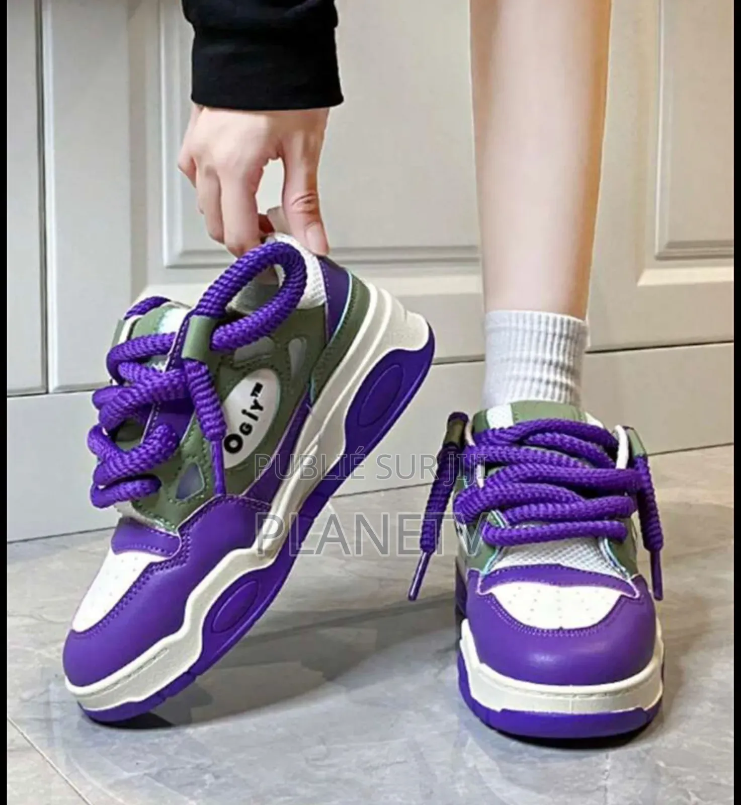 Chaussures Oggy Très Jolie Disponible