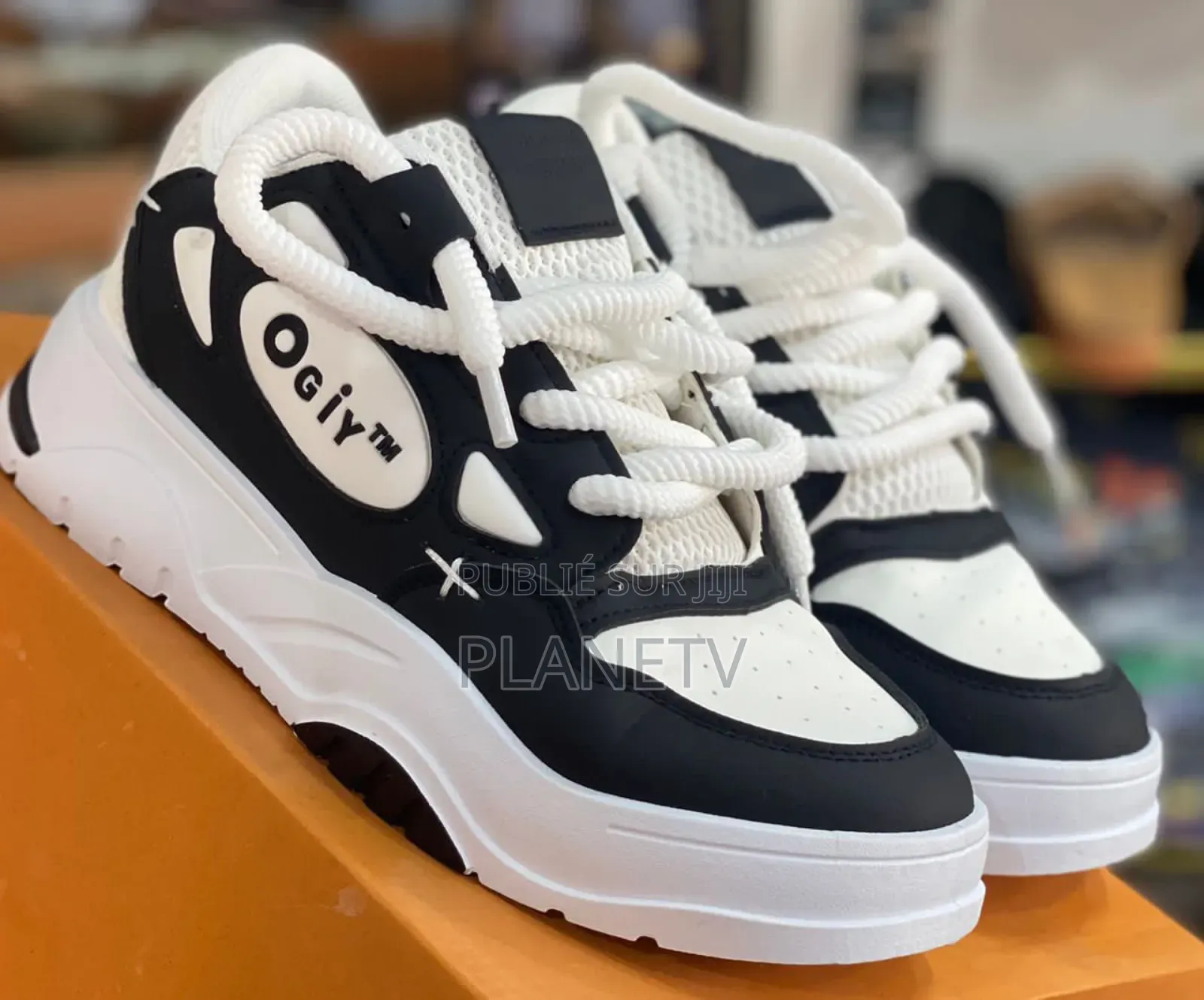 Oggy Originale Disponible Ss