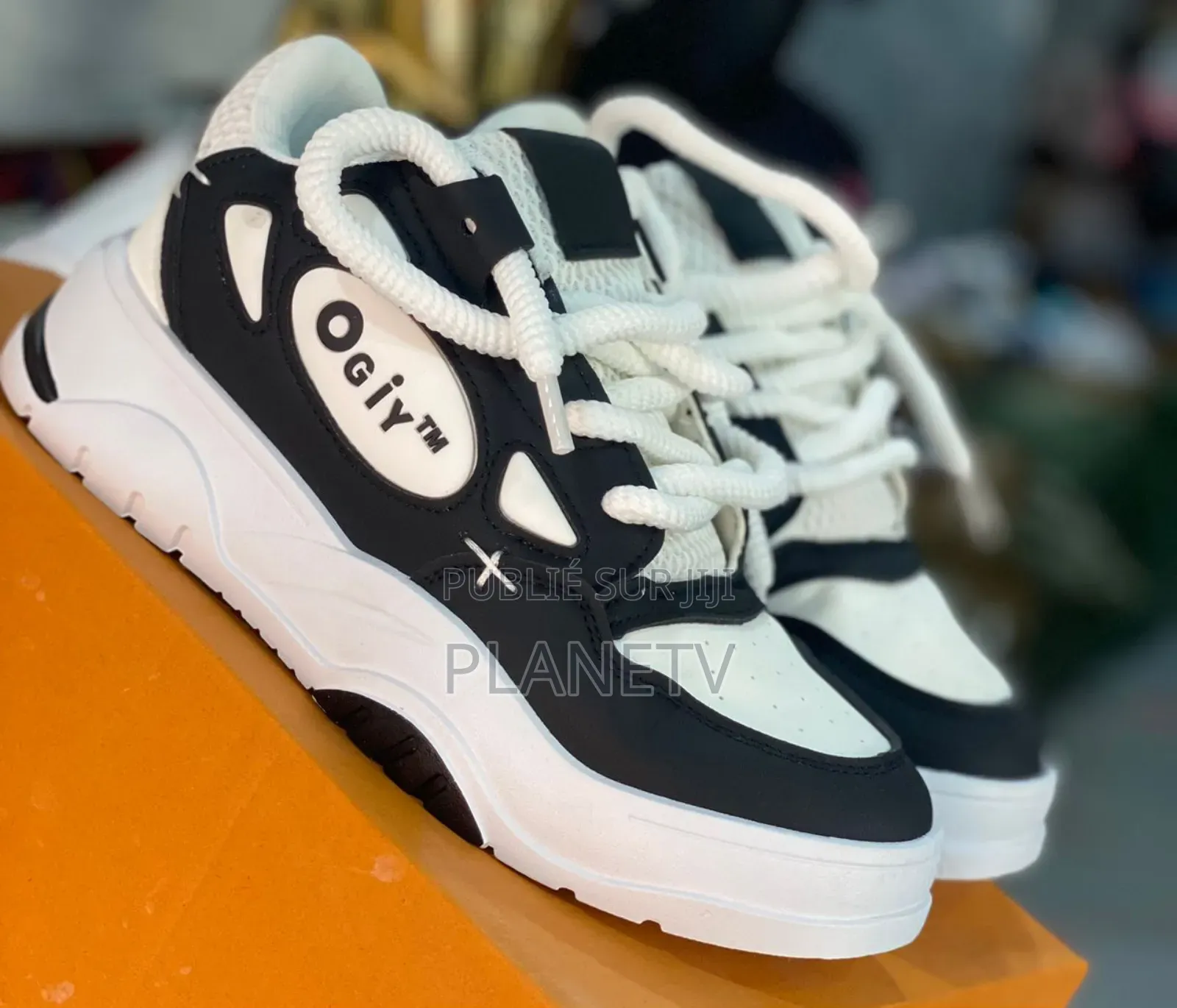 Oggy Originale Disponible Ss