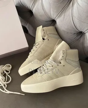 Photo - Adidas Originals Disponible Gf TDS