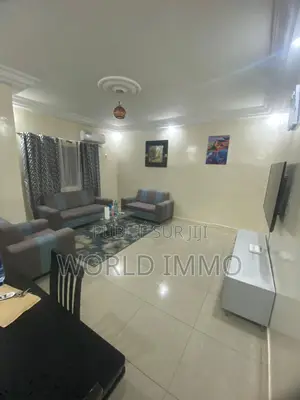 Furnished 1chbre Chambre et salon dans Studio Meublé, Almadies à Louer