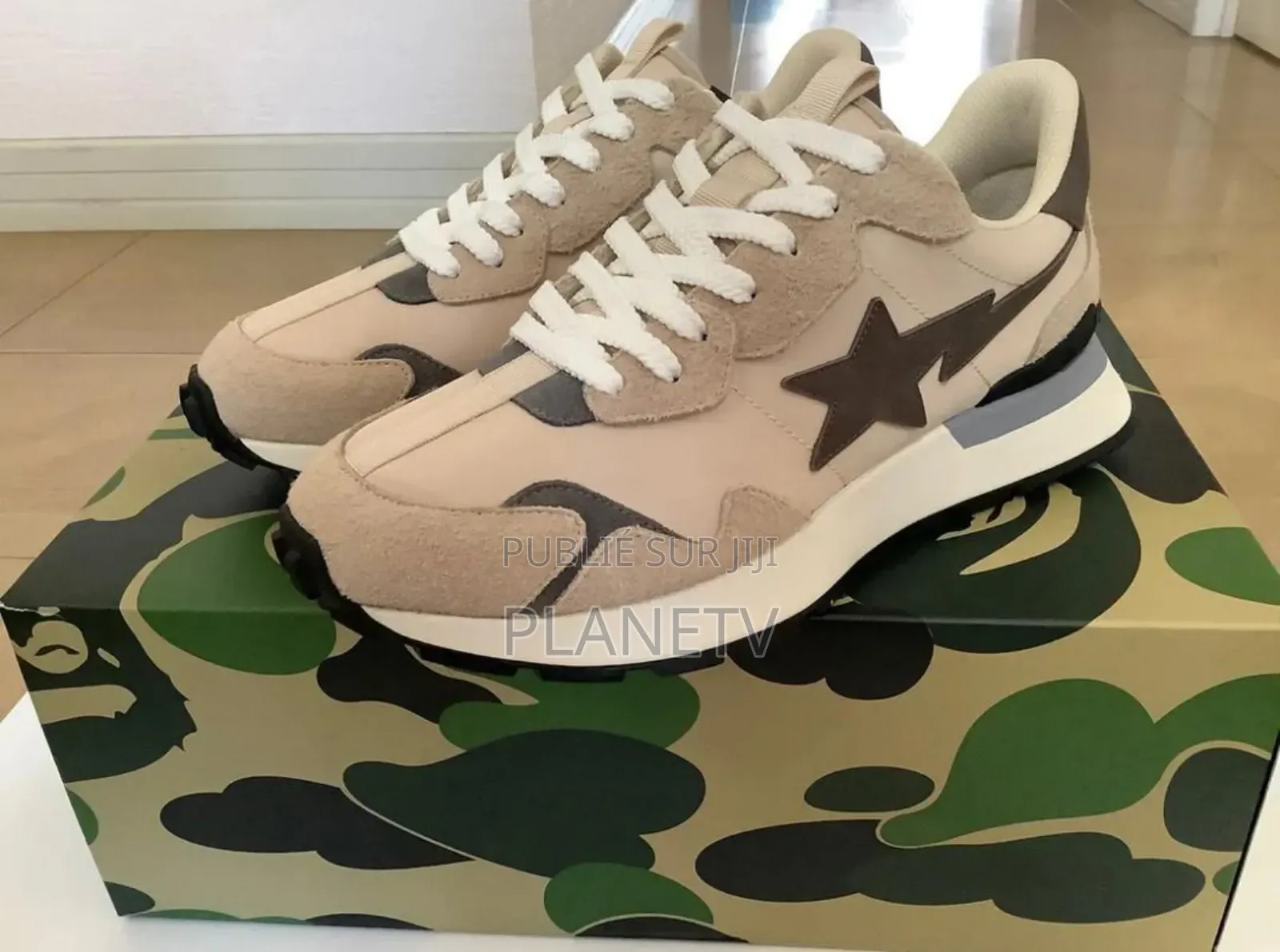 Pape Original Disponible Of