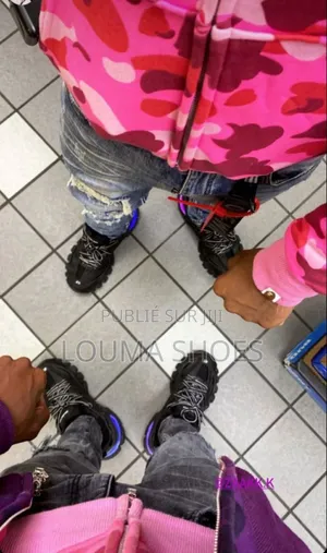 Balenciaga Track Led Avec Chargeur