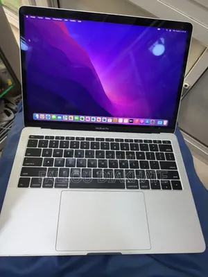 New Ordinateur Portable Apple MacBook 2017 8GB Intel Core I5 SSD 256GB
