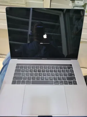 Photo - New Ordinateur Portable Apple MacBook 2016 16GB Intel Core I7 SSD 256GB