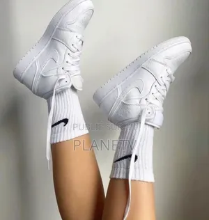 Jordan One Originale Première Qualité Disponible Kd