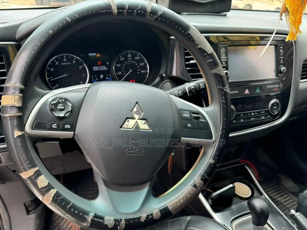 Mitsubishi Outlander 2018 Noir