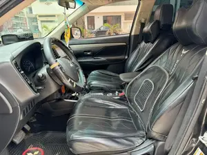 Mitsubishi Outlander 2018 Noir