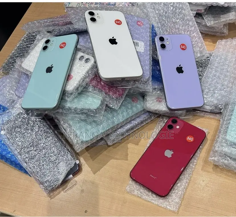 New Apple iPhone 11 64 GB Jaune