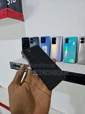 Photo - Samsung Galaxy S21 FE 128 GB Noir