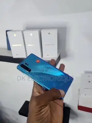 Photo - Huawei P30 Pro 128 GB Bleu