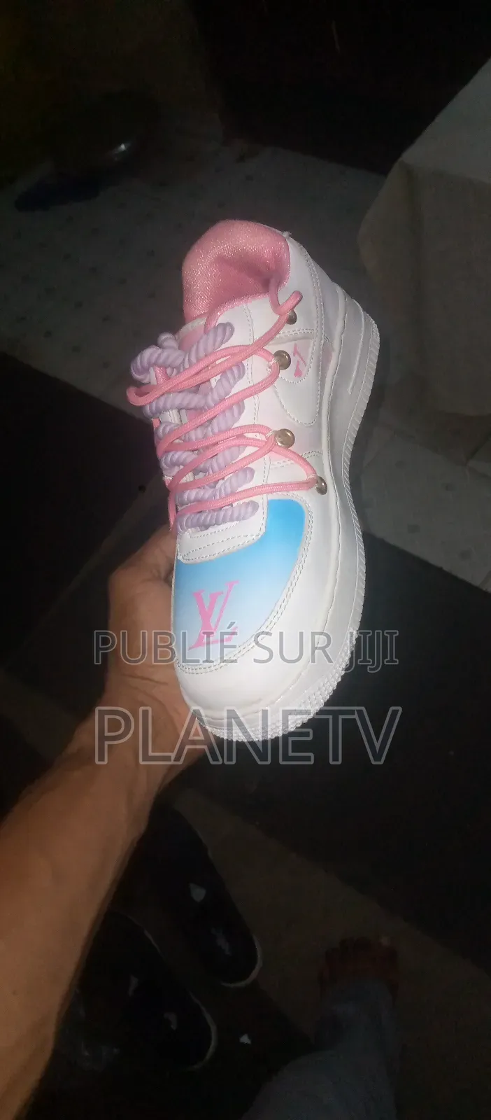 Louis Vuitton Pour Femme Disponible