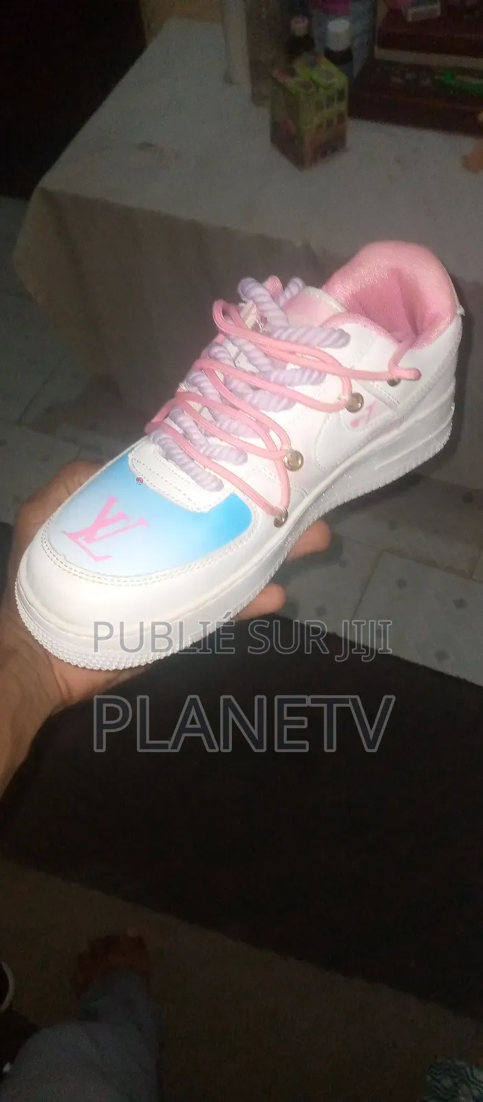 Louis Vuitton Pour Femme Disponible