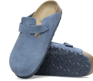 Photo - Sandales Orthopédiques Trés Rigides Avec Un Jolie Désigne