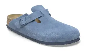 Sandales Orthopédiques Trés Rigides Avec Un Jolie Désigne