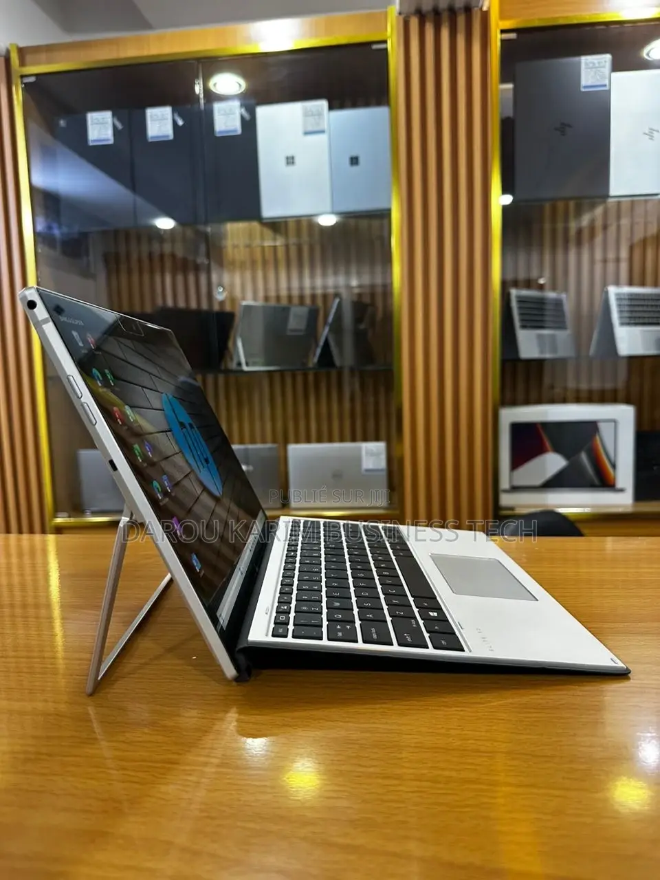 New HP Elite X2 1012 G2 8GB Intel Core I5 SSD 256GB