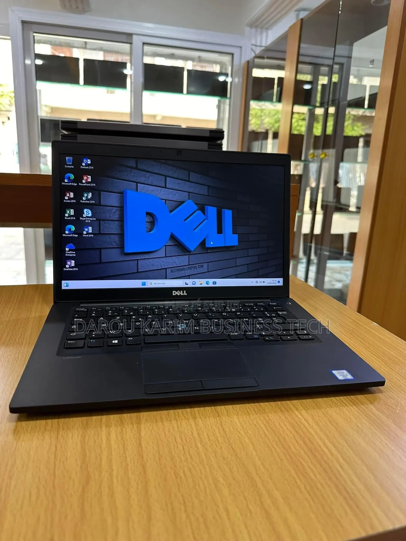 New Dell Latitude 14 7480 8GB Intel Core i5 SSD 256GB