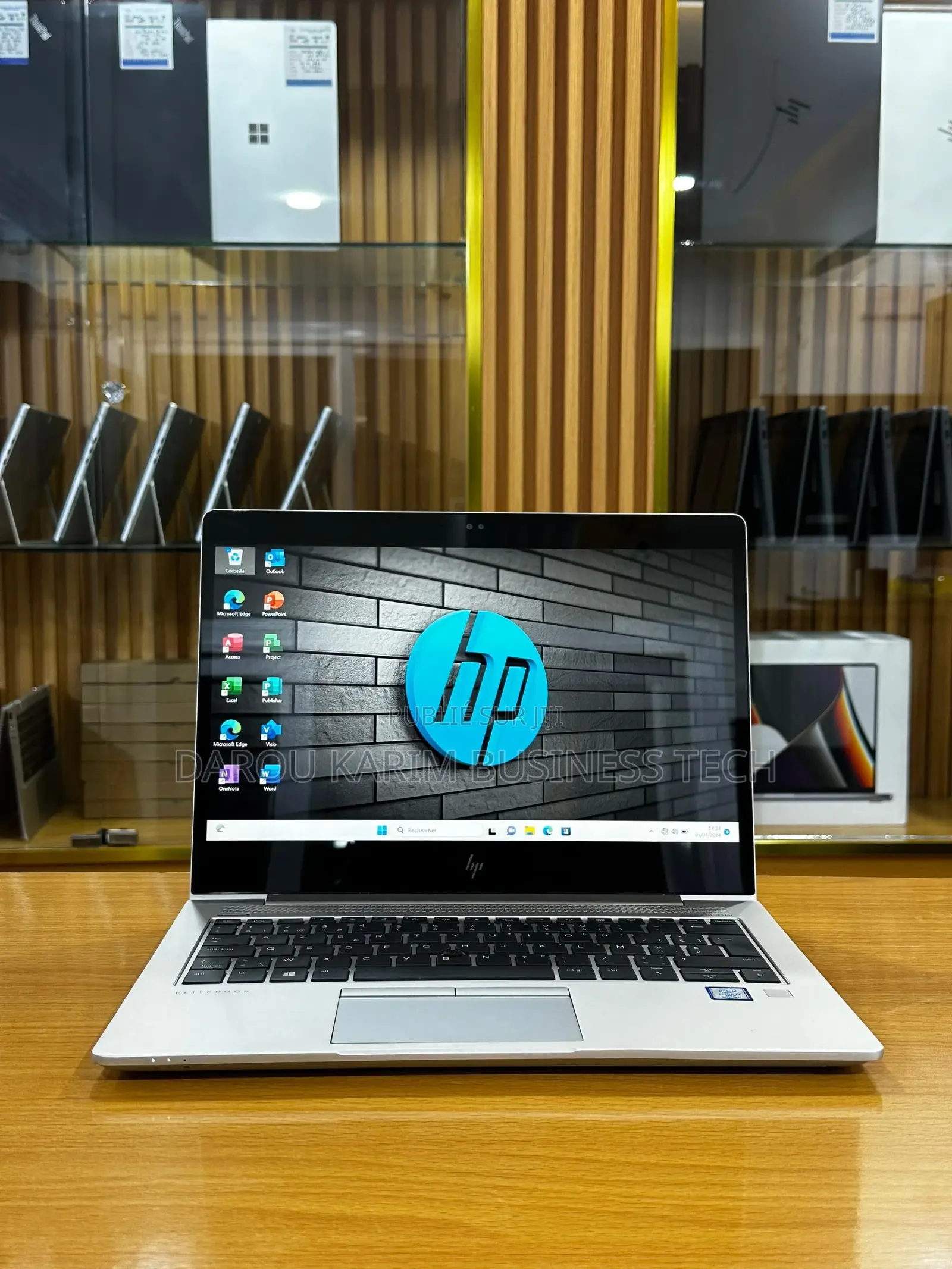 New HP EliteBook 840 G5 8GB Intel Core I5 SSD 256GB