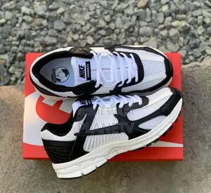 Photo - Nike Originale TDS