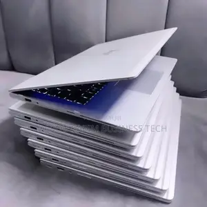 New HP EliteBook X360 1030 G2 8GB Intel Core I5 SSD 256GB