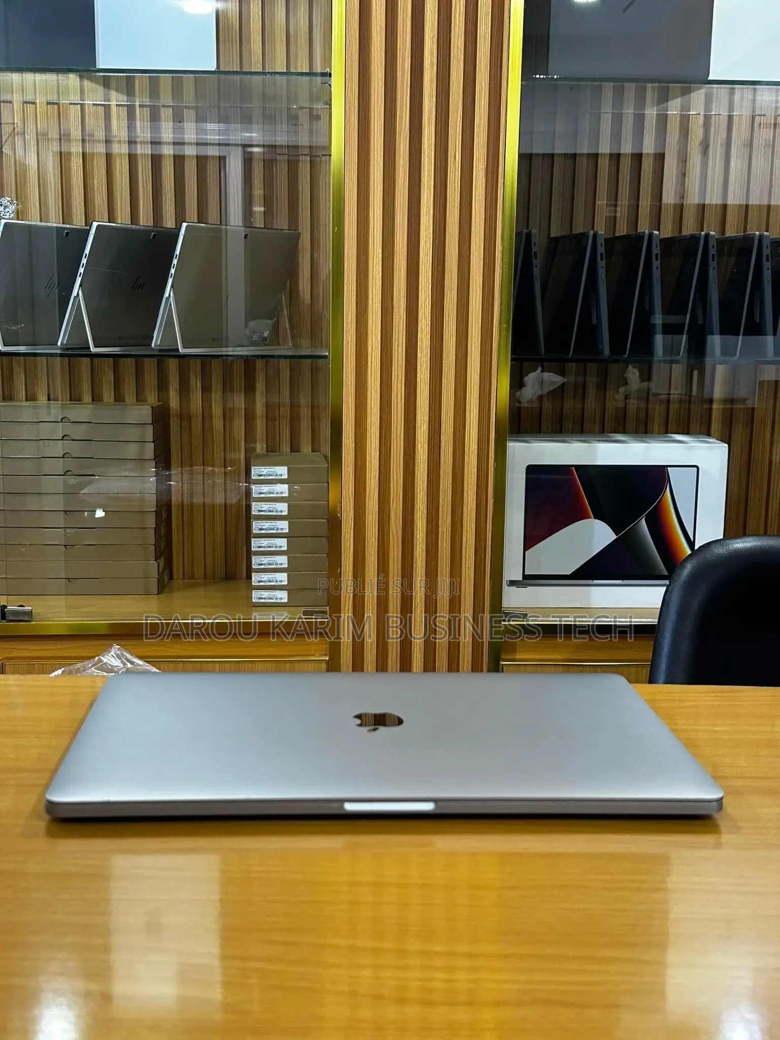 New Apple MacBook Pro 2019 16GB Intel Core I7 SSD 512GB