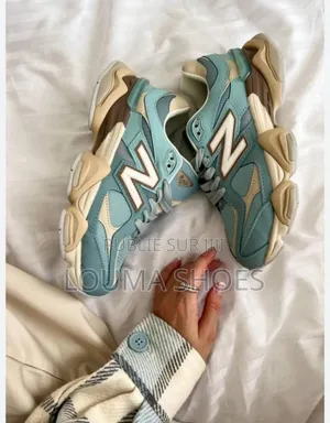 New Balance 9060