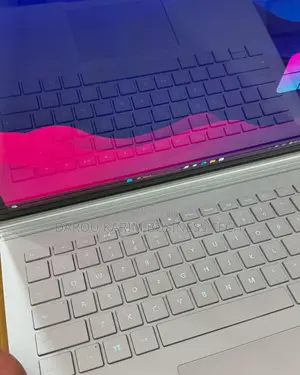 New Microsoft Surface Book 8GB Intel Core I5 SSD 256GB