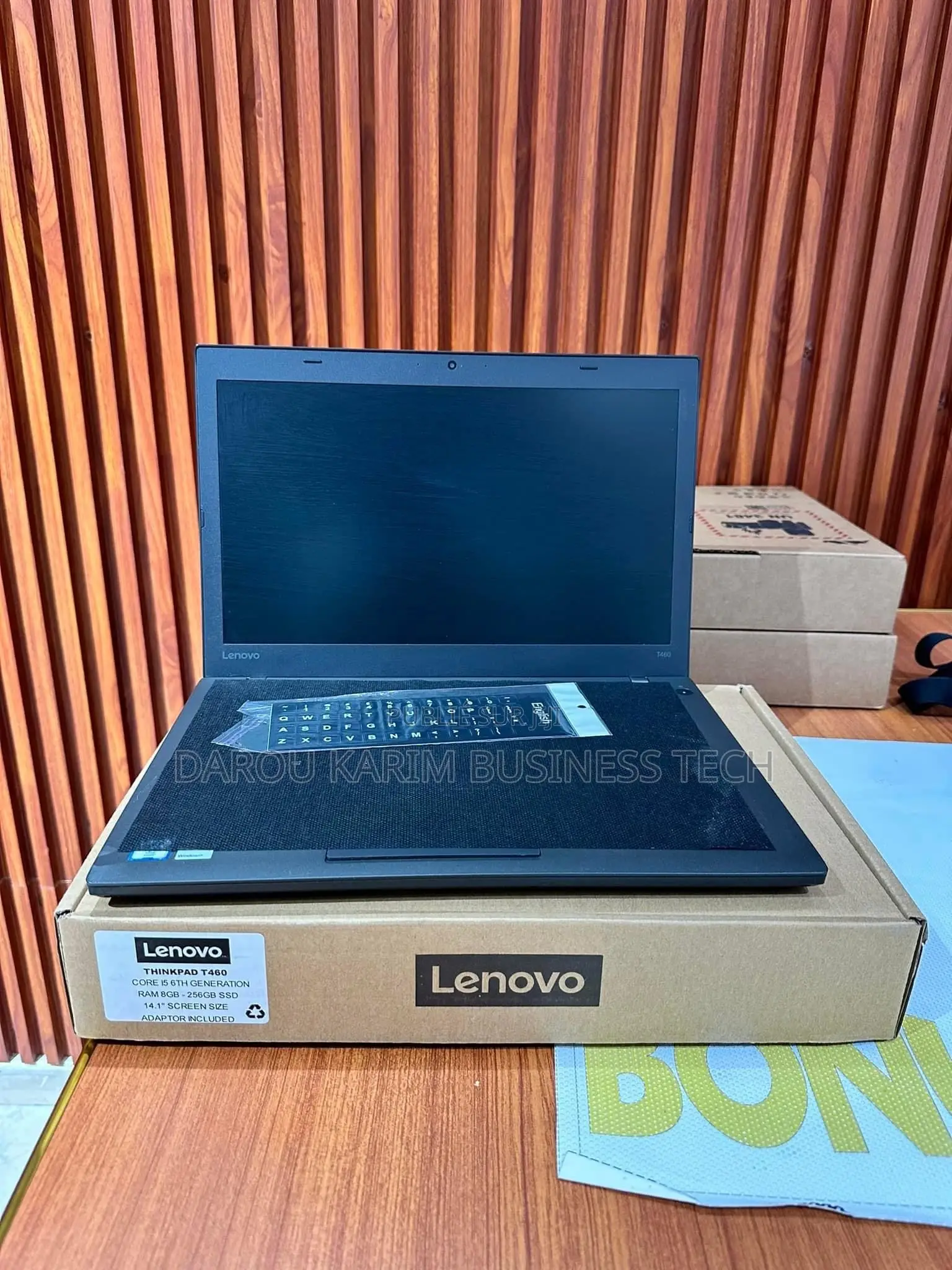 New Lenovo ThinkPad T460 8GB Intel Core I5 SSD 256GB